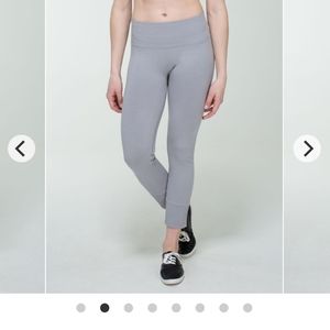 Lululemon Ebb to Street Pant size 4